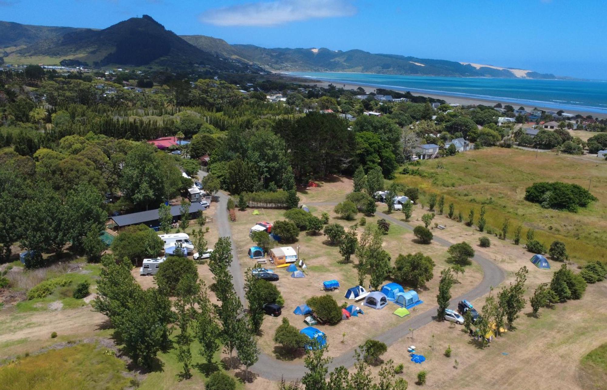 Ahipara Holiday Park Esterno foto